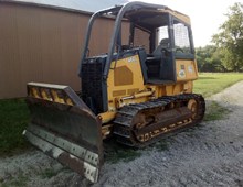 2015 John Deere 450J-LT